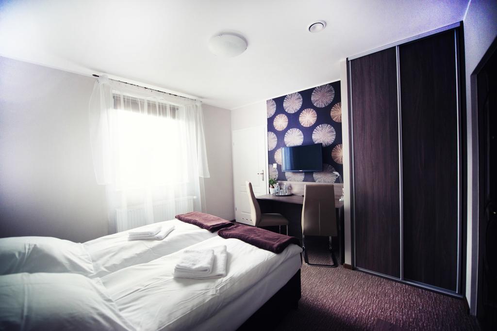 Makara Hotell Katowice Rom bilde