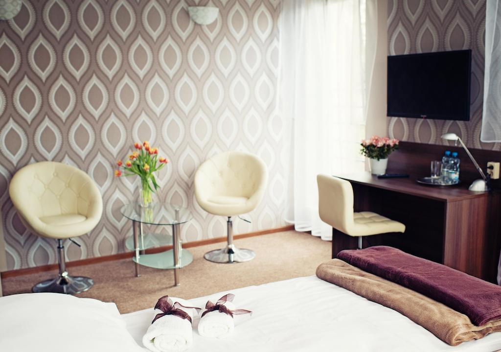 Makara Hotell Katowice Rom bilde